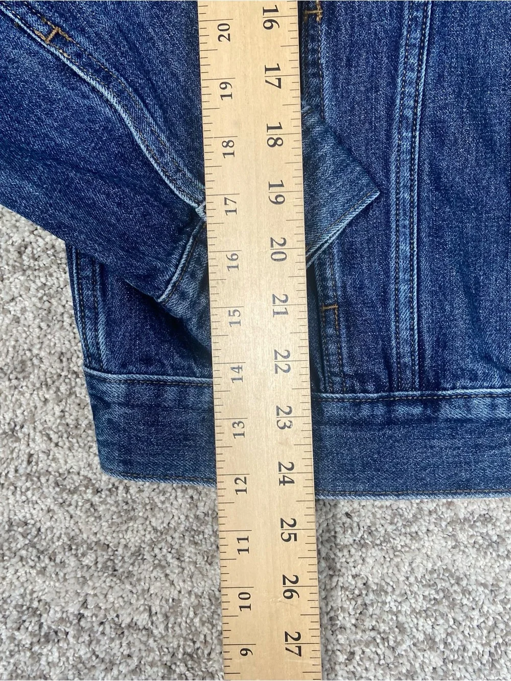 J. Crew Denim Trucker Jacket Men’s Medium Blue Authentic Outerwear Dark Wash